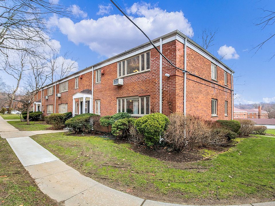 651 Hillside Ave White Plains, NY (02 of 19).jpg