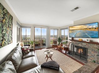 1099 Mesa Bluff Dr #5, Costa Mesa, CA 92627