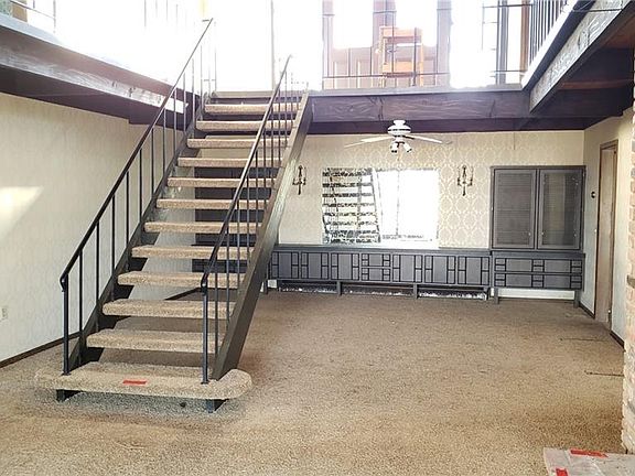 3rd image of 30305 Overlook Dr