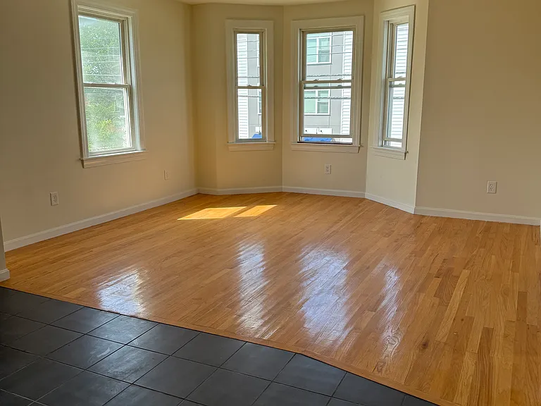 445 Waterman Ave #2 — Photo 2