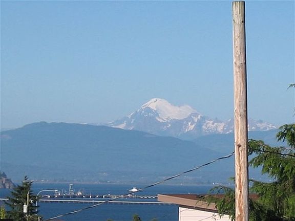 view of Mt Baker