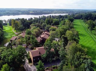 1175 Calla Rd E APT 104, Poland, OH 44514