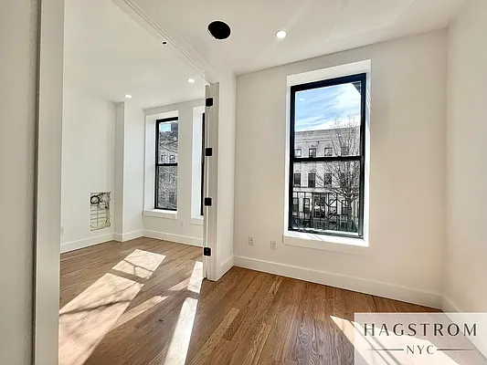 Rented by Hagstrom Management Inc | media 46