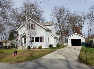 1922 Lone Grove Ave, Green Bay, WI 54303