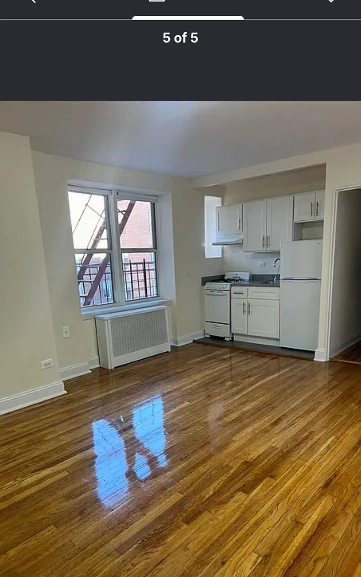 Studio, 550 sqft, $1,825 — Photo 3