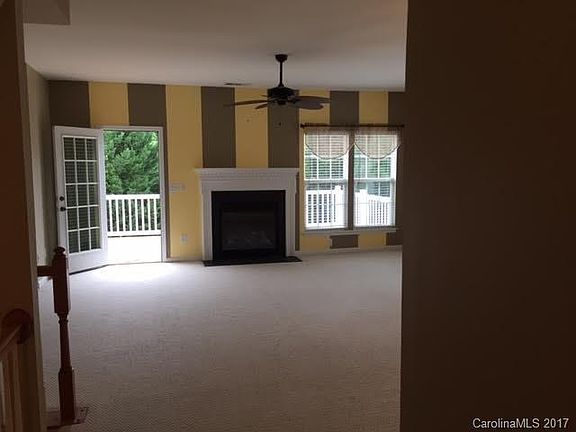 5th image of 9606 Blossom Hill Dr #49