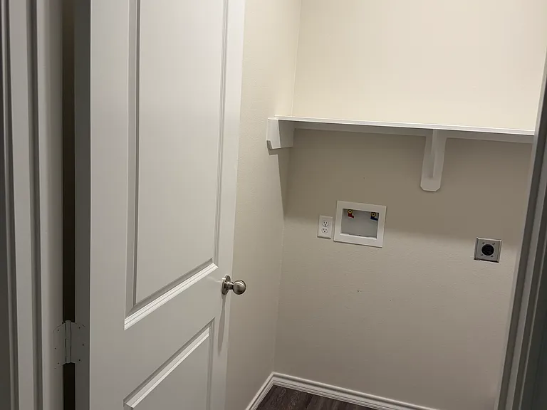4001 Gregg Tex Rd — Photo 14