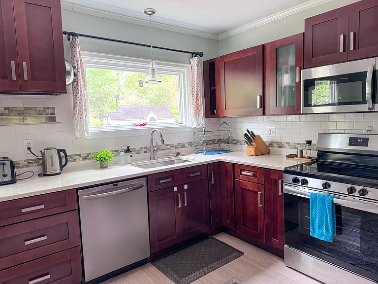 3277 N Whitney Ave #1 — Photo 6