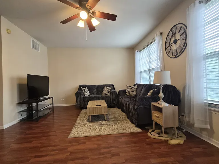 2337 Hudson Cir #2337 — Photo 6