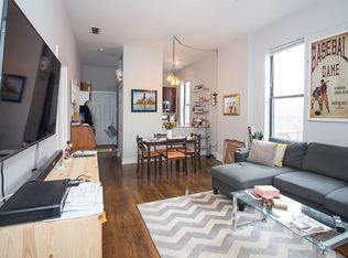 1753 W Erie St #2R, Chicago, IL 60622