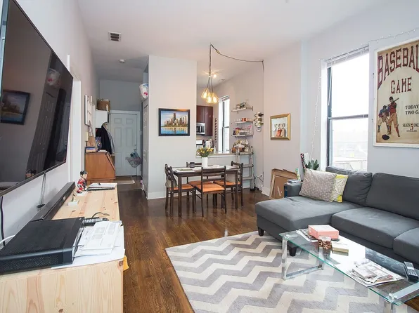 1753 W Erie St #2R, Chicago, IL 60622