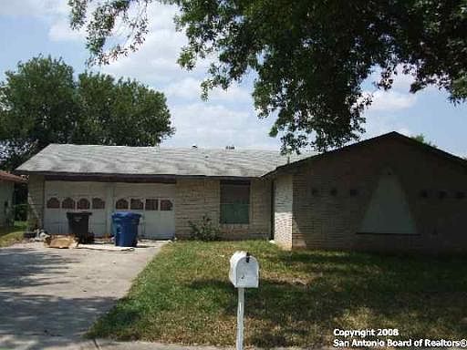 1st image of 5823 TREE VIEW DR