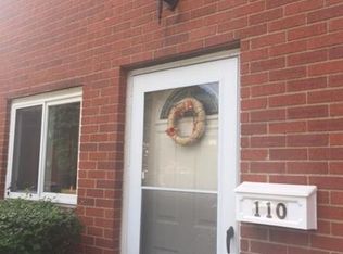 110 White Pine Pl, Pittsburgh, PA 15221