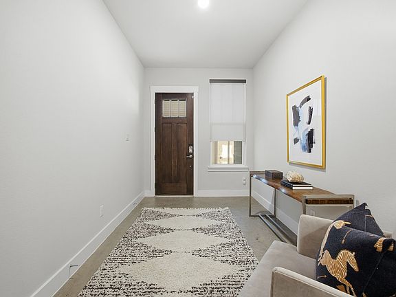 3rd image of 625 N Tyler St #402