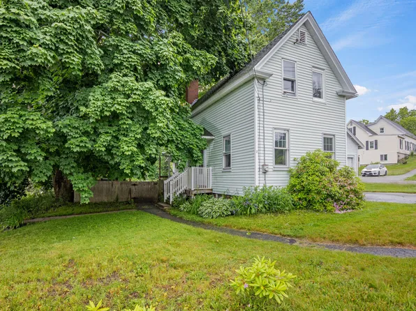 2 Columbus Way, Biddeford, ME 04005