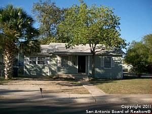 1st image of 203 Stonewall St