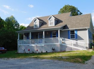 194 Dave O Ln, Loretto, TN 38469