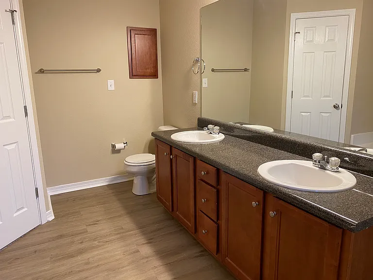 11815 Balsam Ct — Photo 12
