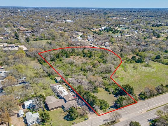 3rd image of 930 N Prairie Creek Rd