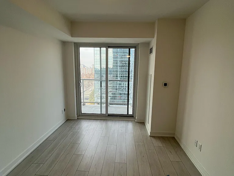 2031 Kennedy Rd N #1620 — Photo 10