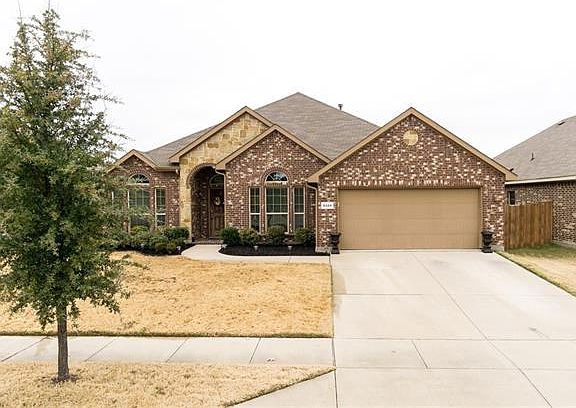 3rd image of 5324 Thornbush Dr
