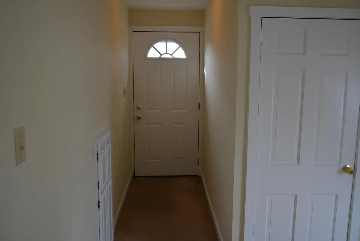 Building Photo - 1353 Highland St #D