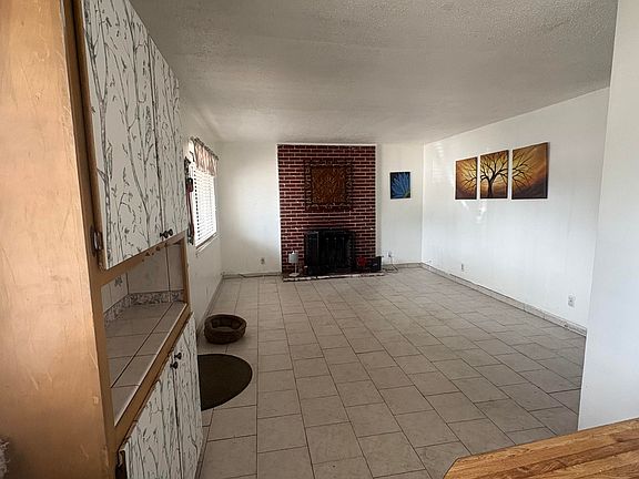 4th image of 3931 Ortiz Ct NE APT B