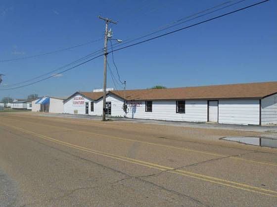 1st image of 576 Highway 210 S