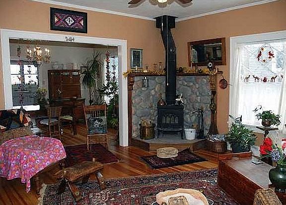 Main Level living room