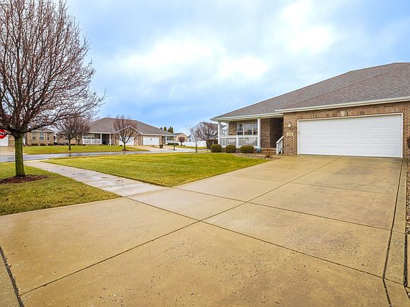 5th image of 1933 Northwinds Dr