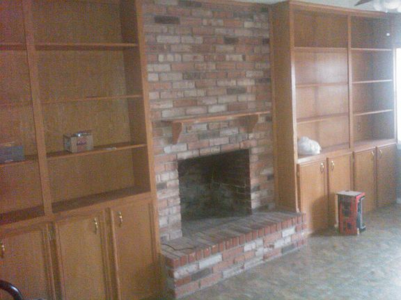 3325 S 15 Living Area