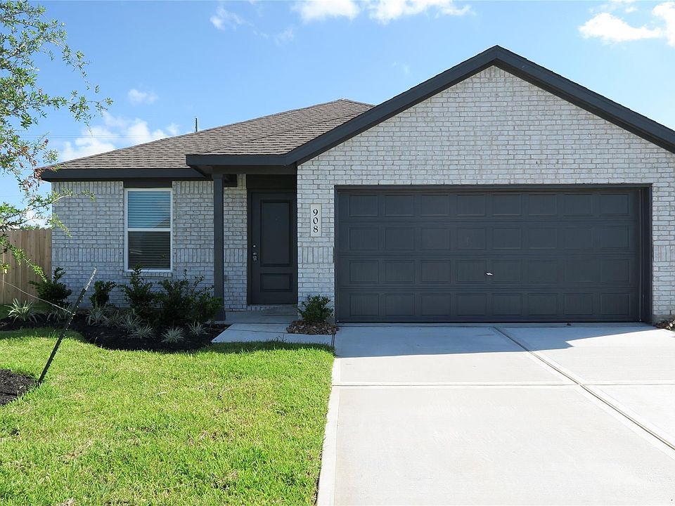 1st image of 908 Woodhaven Lakes Dr