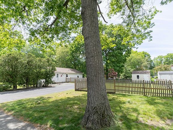 5th image of 70 McDonald Rd