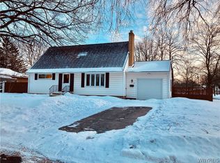 49 Priscilla Ln, Lockport, NY 14094