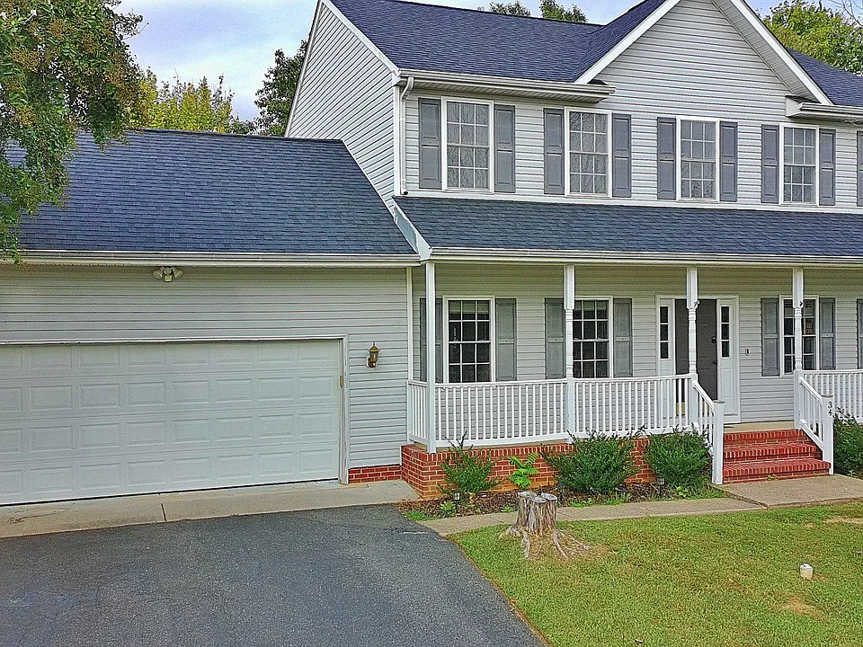 34 Ashcroft Dr