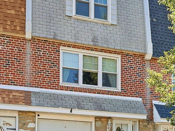 2nd image of 3746 S Hereford Ln
