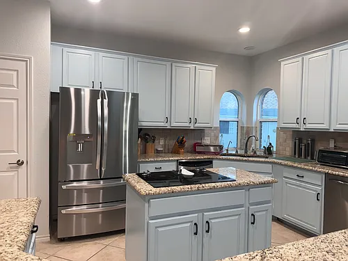 1825 Lafayette Dr Photo 1