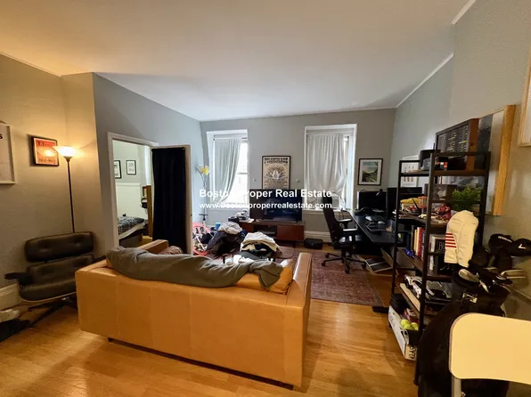 177 Marlborough St APT 7, Boston, MA 02116