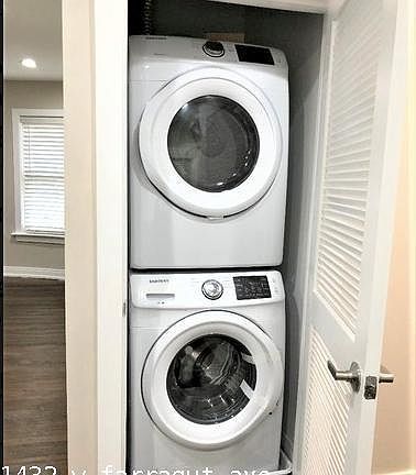 5th image of 1432 W Farragut Ave #1811
