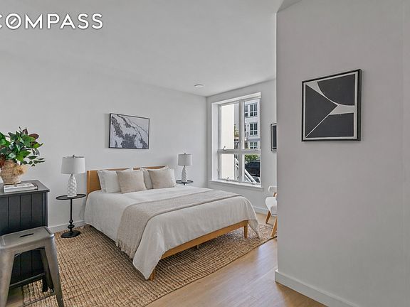 5th image of 3112 Emmons Ave Unit 3124A2