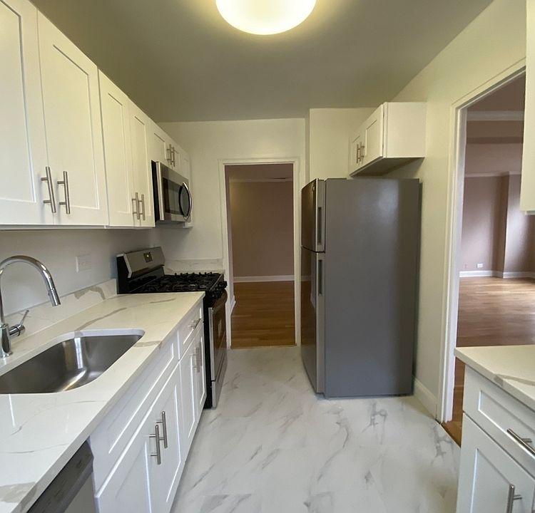1st image of 305 E 86th St #14GE