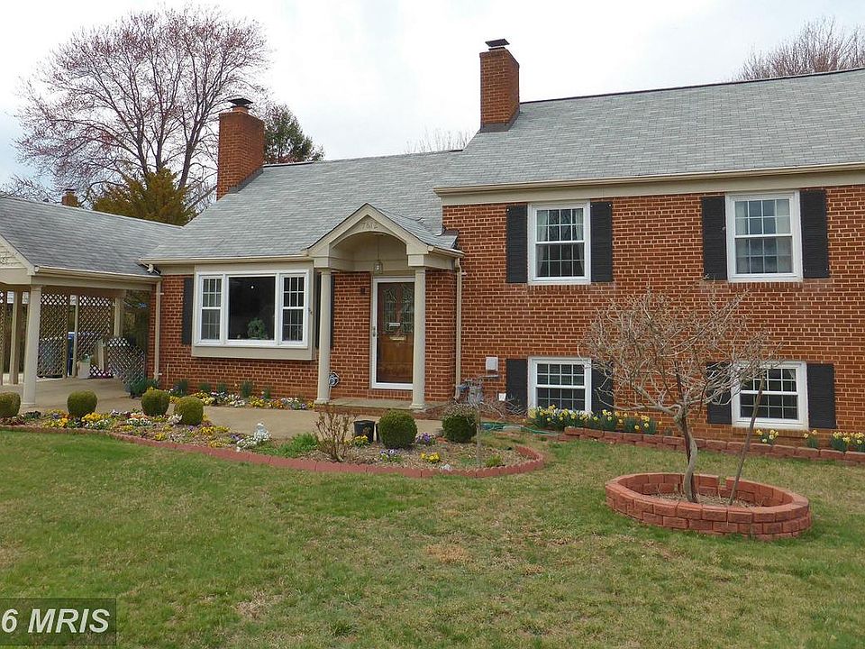 1st image of 7612 Newcastle Dr