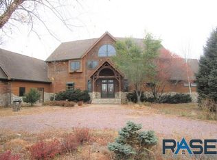 26907 Deerfield Pl, Sioux Falls, SD 57108