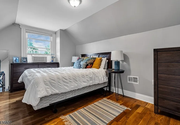 10 Vermont St #2 — Photo 9