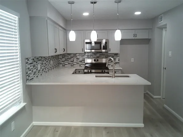 13427 Garden Grv #St750, Houston, TX 77082