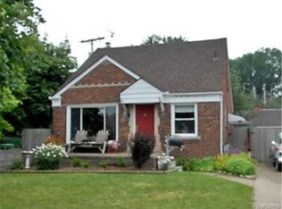 18020 Biehl St, Roseville, MI 48066