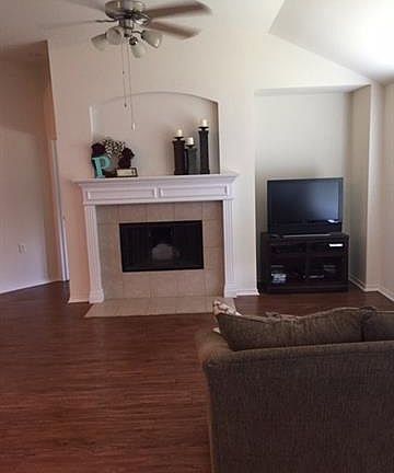 4th image of 1420 Sierra Blanca Dr