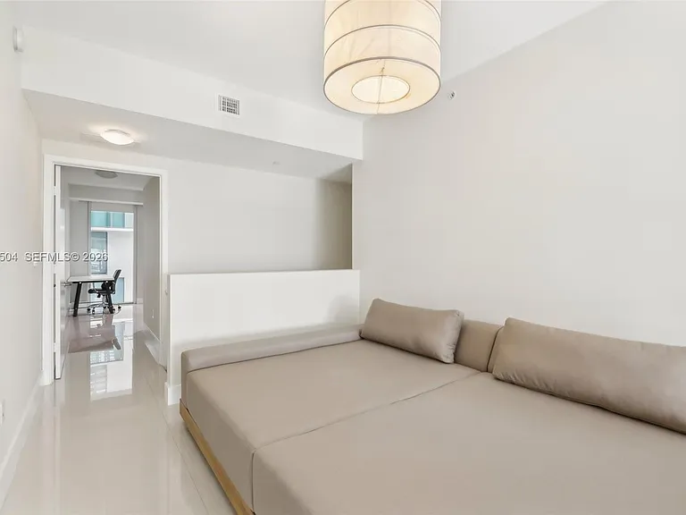 6000 Collins Ave #306 — Photo 19