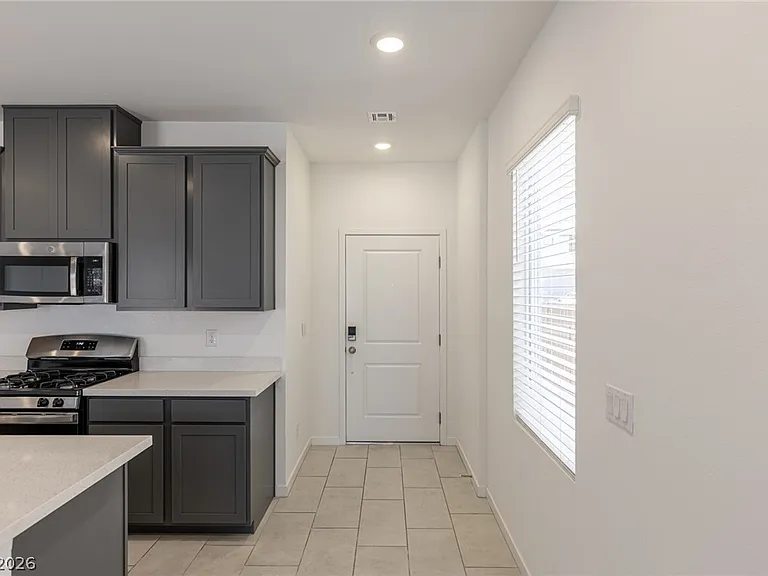 360 Great Ocean Ave — Photo 5