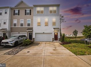 431 Snowberry Ln, Fredericksburg, VA 22405